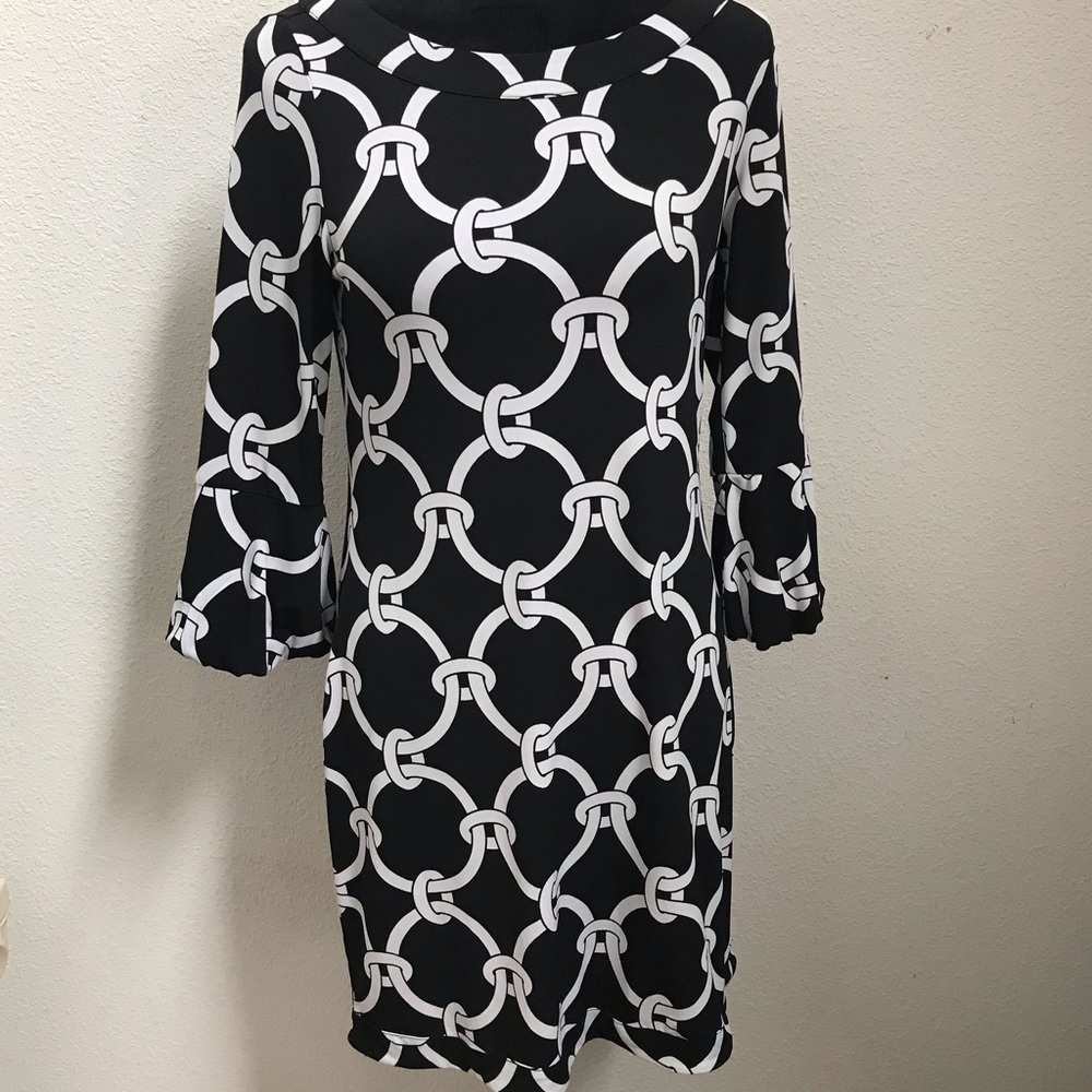 White House/Black Market Dress